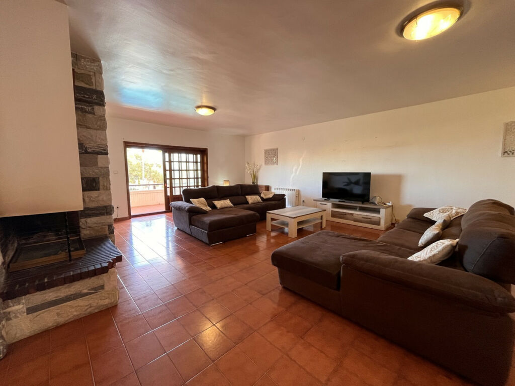 Detached Villa La Nucia Alicante - image 7