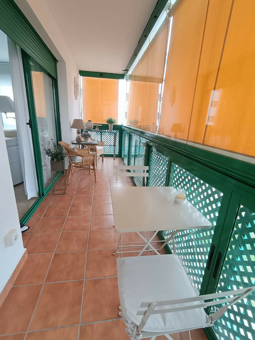 Middle Floor Apartment Estepona Málaga - image 7