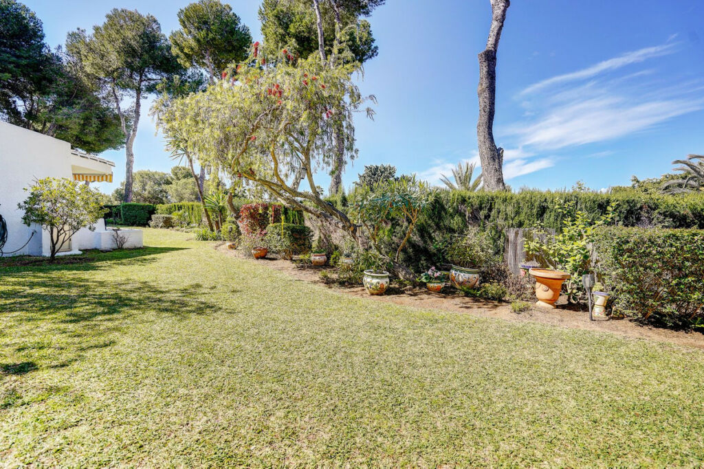 Semi-Detached House Miraflores Málaga - image 7