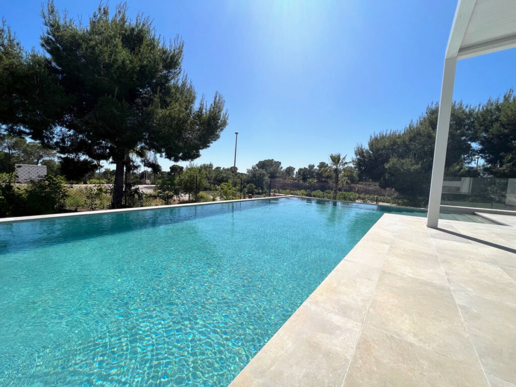 Detached Villa Las Colinas Golf Alicante - image 7