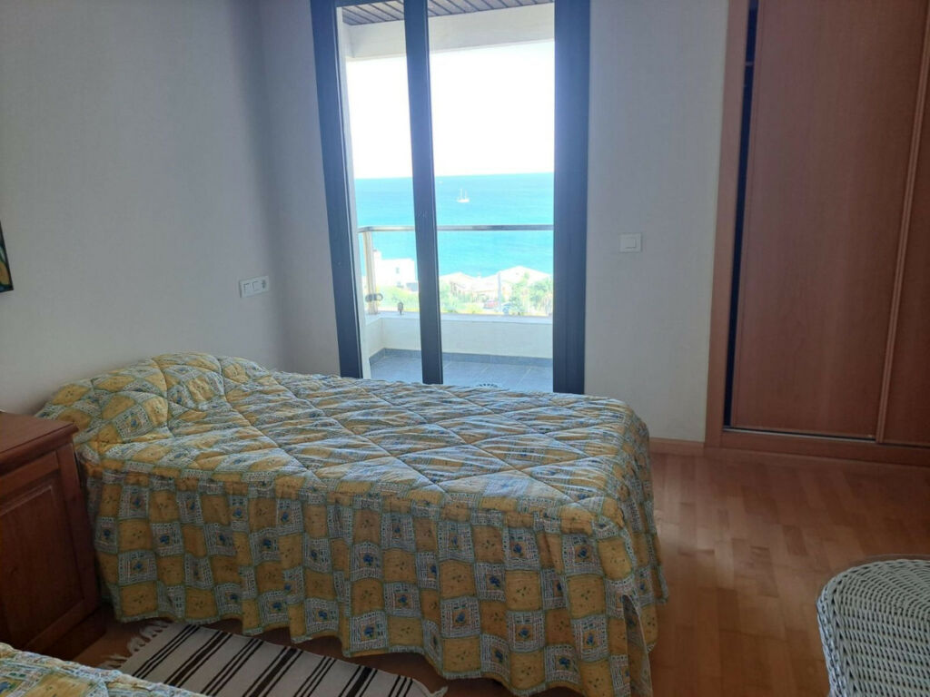 Middle Floor Apartment Estepona Málaga - image 12