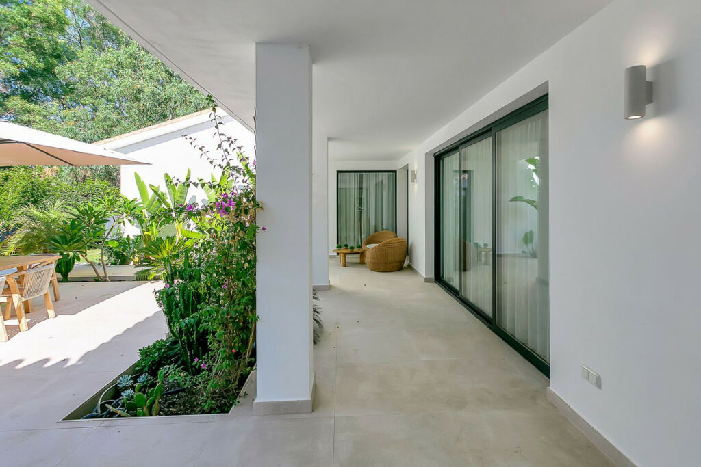 Detached Villa Cabopino Málaga - image 73