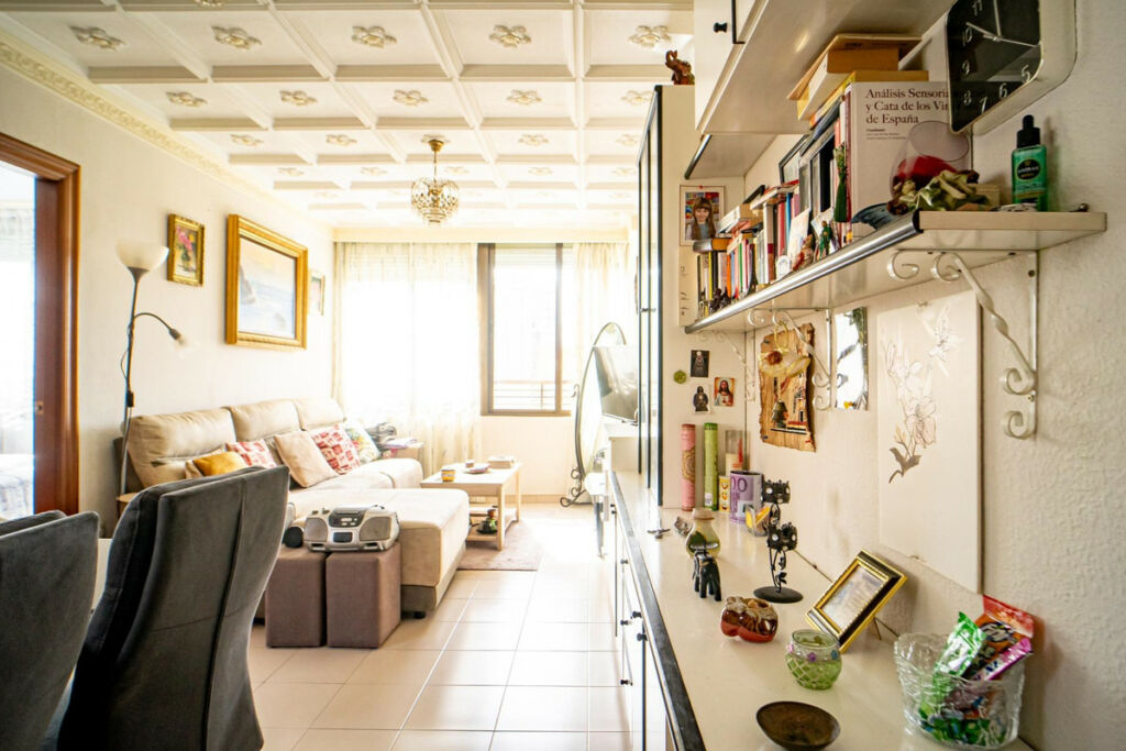 Middle Floor Apartment Benidorm Alicante - image 9