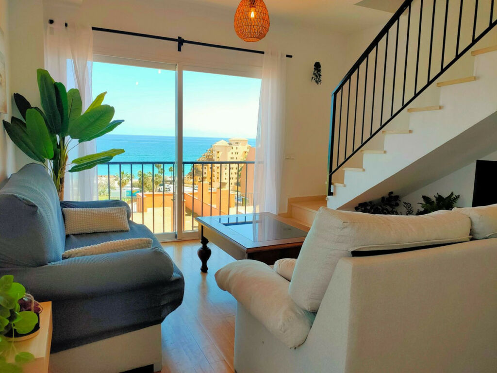 Penthouse Fuengirola Málaga - image 8