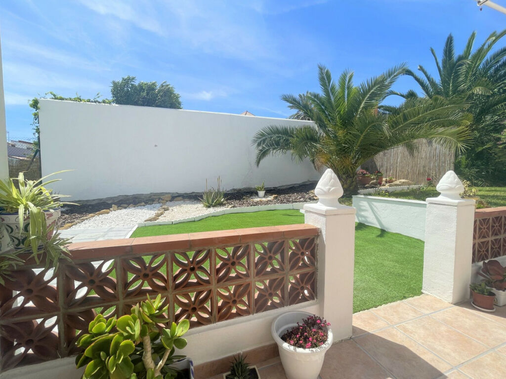 Ground Floor Apartment La Duquesa Málaga - image 8