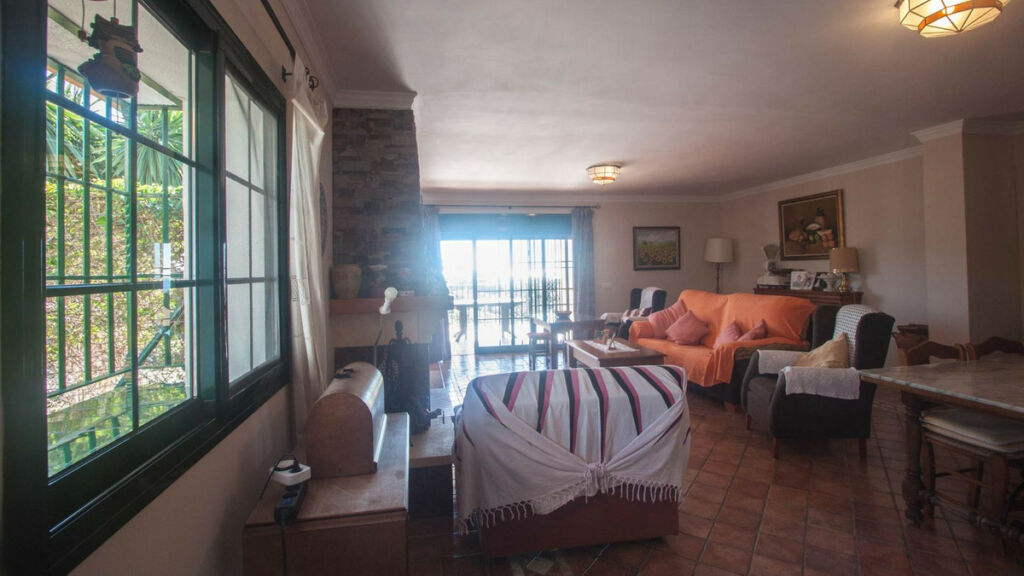 Finca - Cortijo Estepona Málaga - image 8