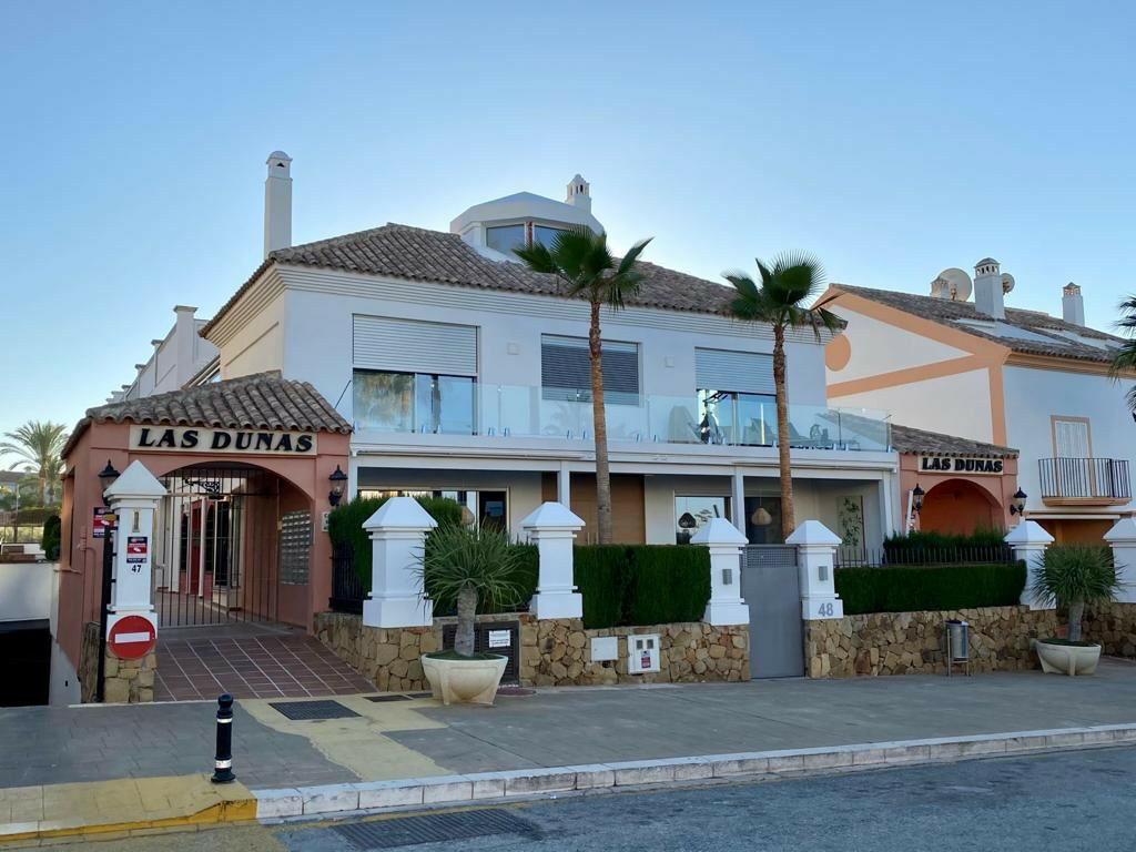 Detached Villa Marbella Málaga - image 8