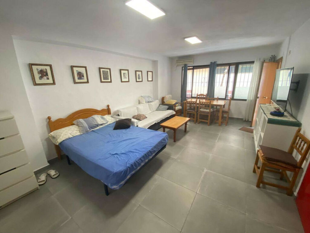 Ground Floor Apartment Fuengirola Málaga - image 8