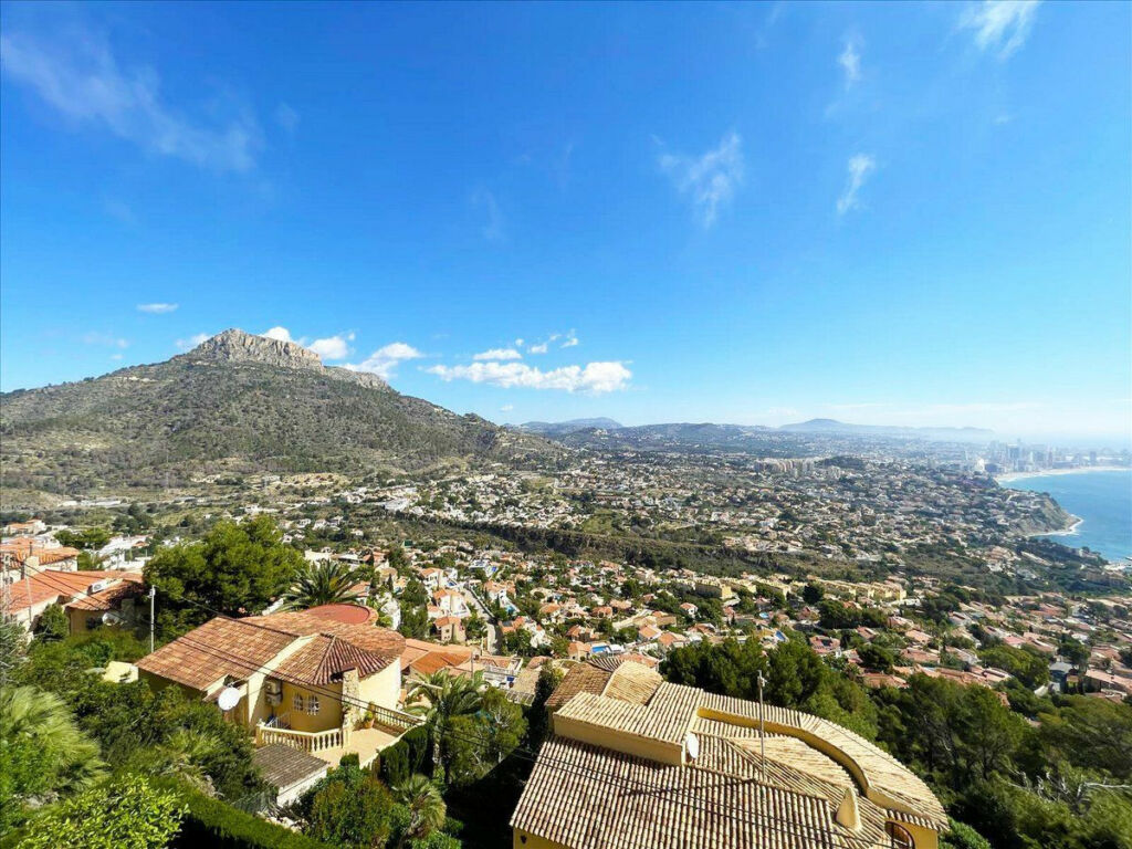 Detached Villa Calpe Alicante - image 8