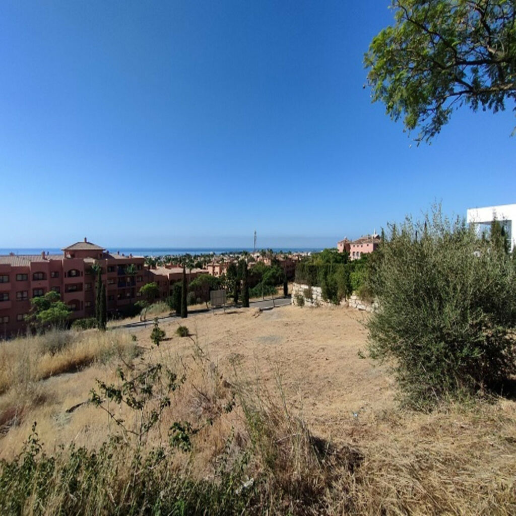 Residential Plot Benahavís Málaga - image 8