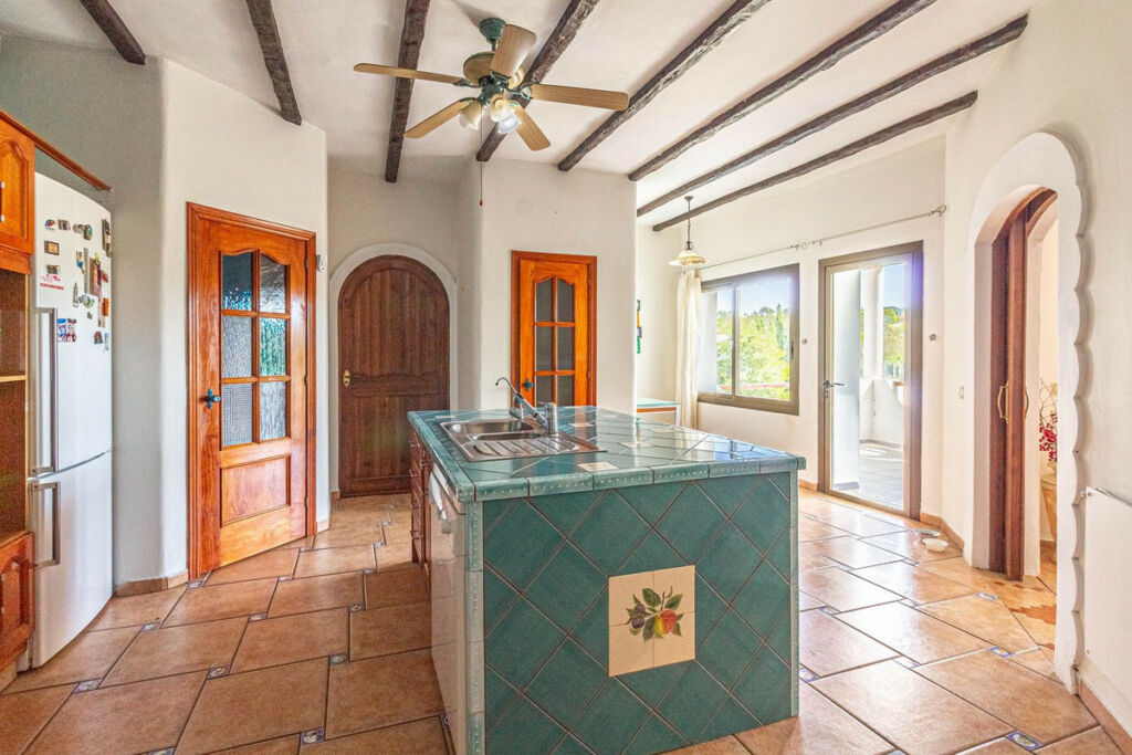 Detached Villa Sotogrande Cádiz - image 8