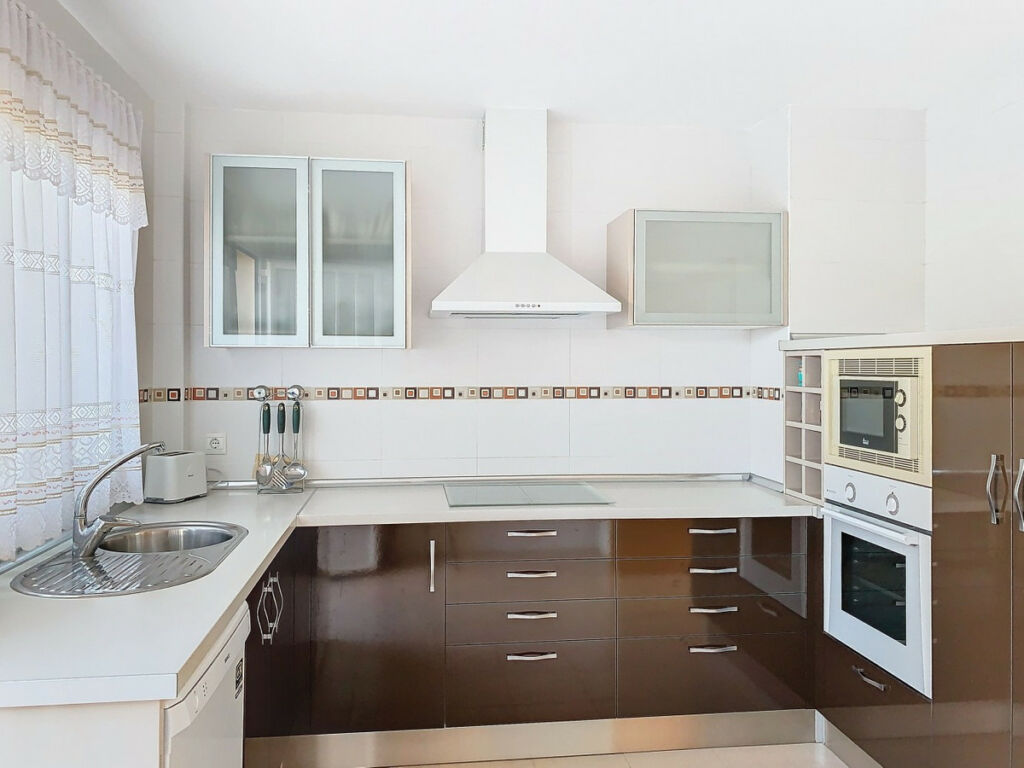 Semi-Detached House Valle-Niza Málaga - image 8