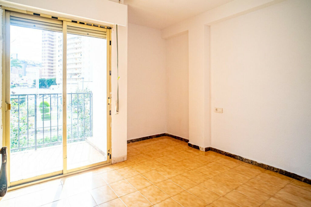 Townhouse Benidorm Alicante - image 8