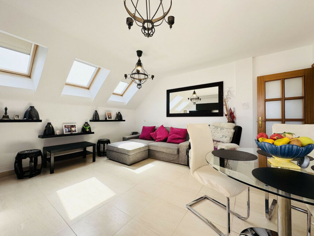 Penthouse San Luis de Sabinillas Málaga - image 8