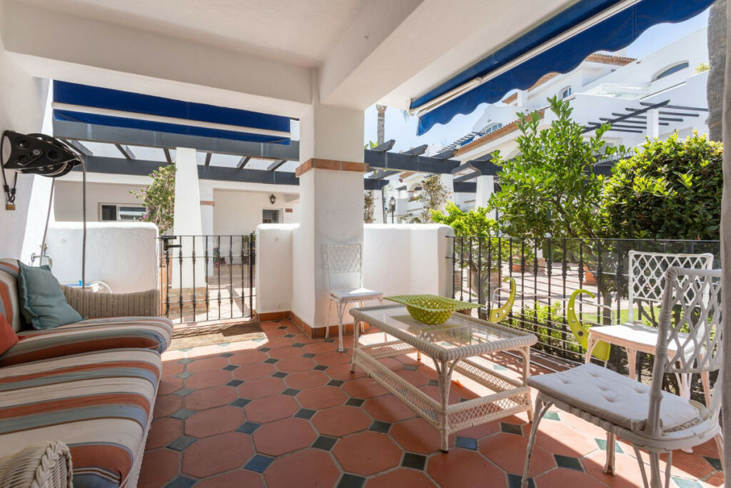 Ground Floor Apartment San Pedro de Alcántara Málaga - image 8