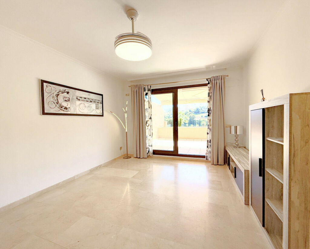 Ground Floor Apartment Casares Playa Málaga - image 8