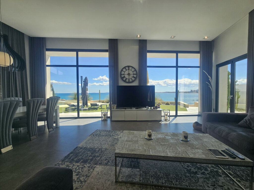 Detached Villa Cabo Roig Alicante - image 16