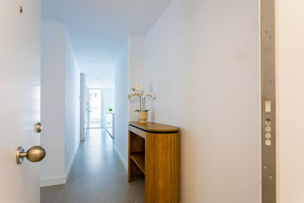 Middle Floor Apartment Fuengirola Málaga - image 8