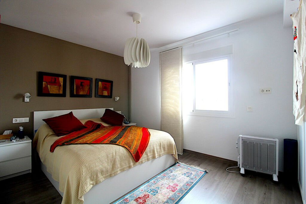 Middle Floor Apartment Estepona Málaga - image 8