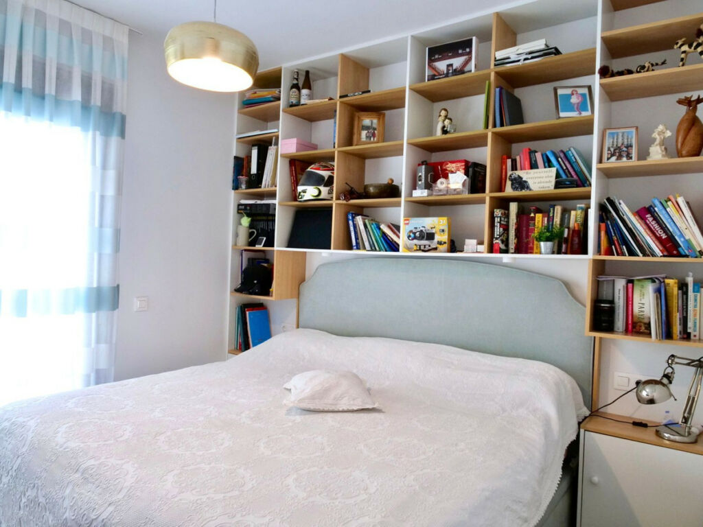 Middle Floor Apartment Estepona Málaga - image 8