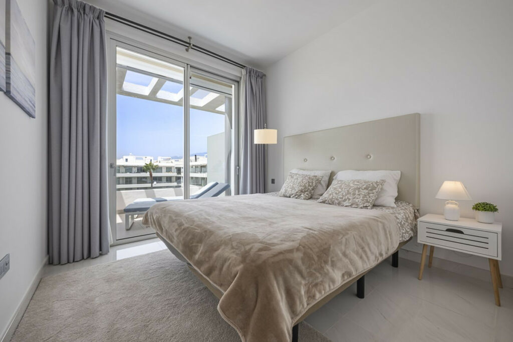 Penthouse Duplex Bel Air Málaga - image 23