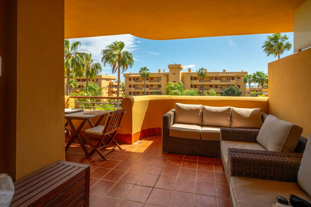 Middle Floor Apartment La Cala de Mijas Málaga - image 8