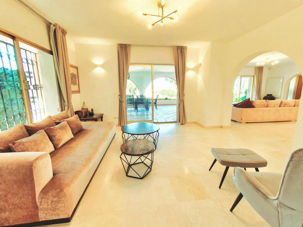 Detached Villa Las Brisas Málaga - image 8