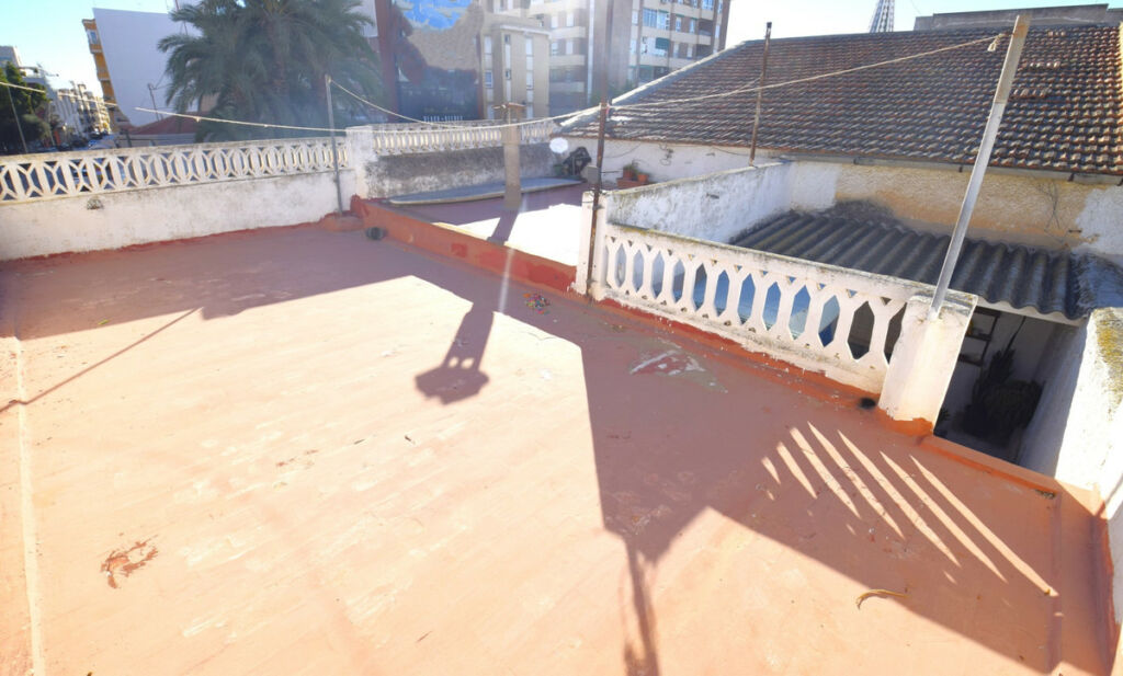 Semi-Detached House Guardamar del Segura Alicante - image 8