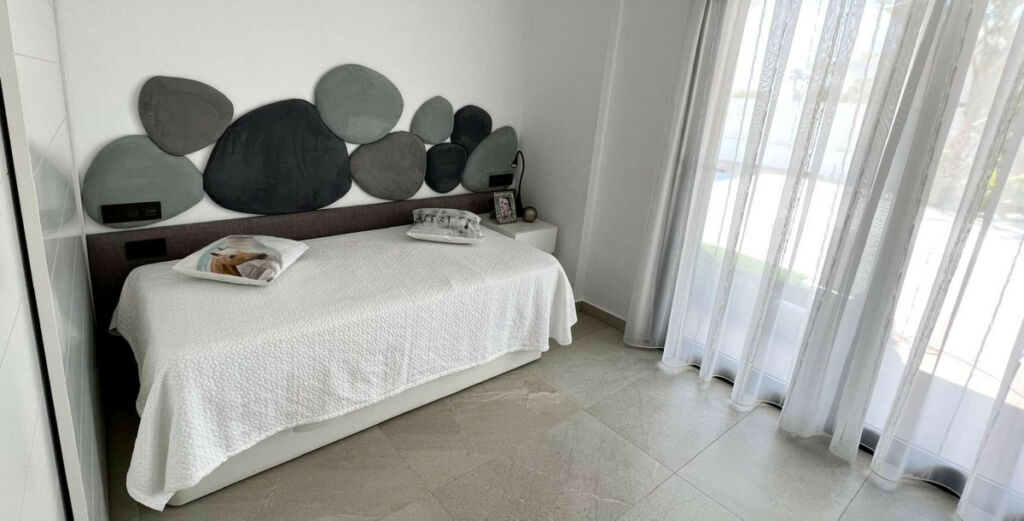 Detached Villa Rojales Alicante - image 8