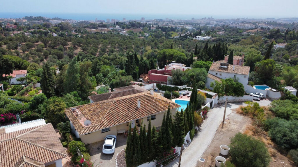 Detached Villa Mijas Málaga - image 8