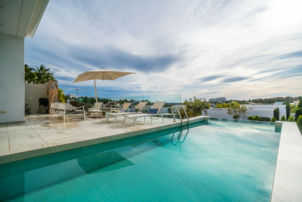 Detached Villa Las Colinas Golf Alicante - image 8