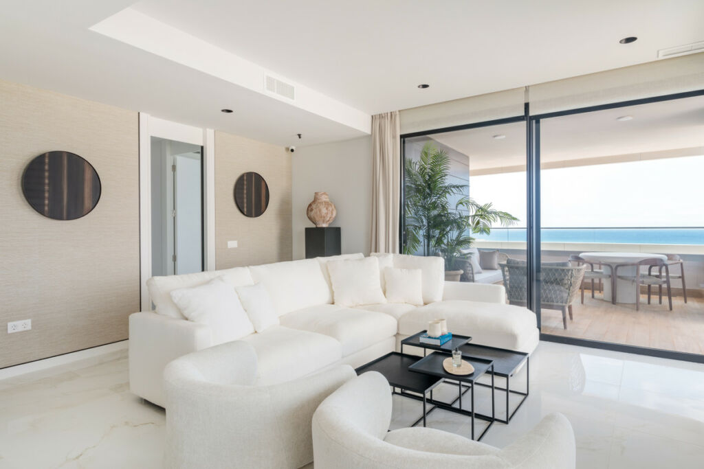 Middle Floor Apartment Benidorm Alicante - image 8