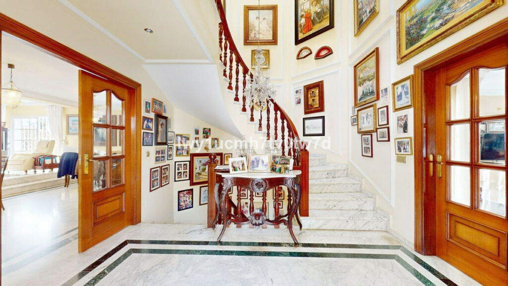 Detached Villa Málaga Málaga - image 9