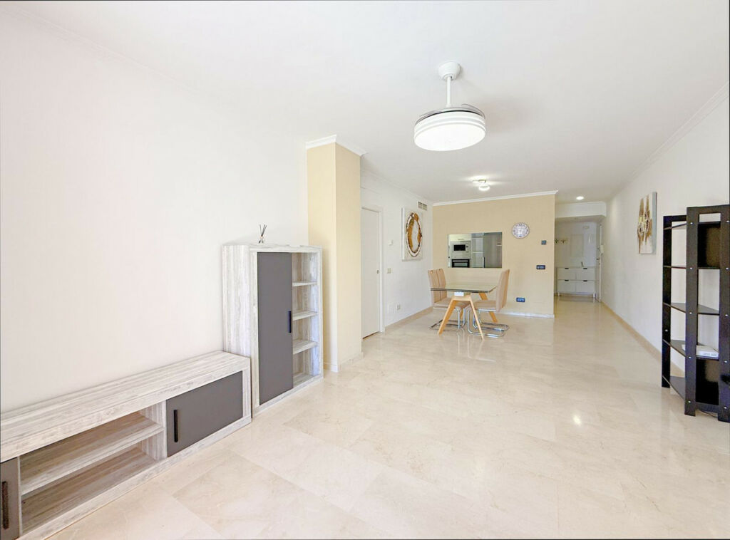 Ground Floor Apartment Casares Playa Málaga - image 9