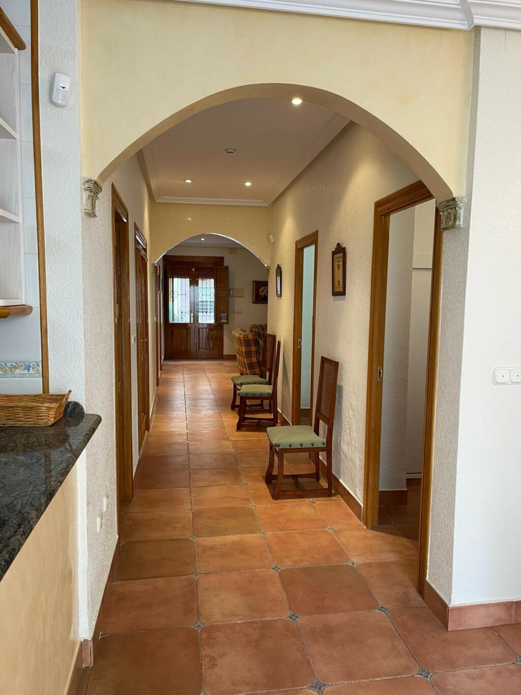 Middle Floor Apartment Torrevieja Alicante - image 9