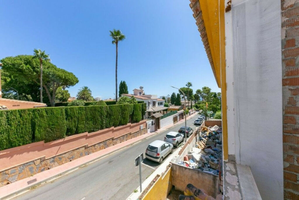 Residential Home Benalmadena Costa Málaga - image 9