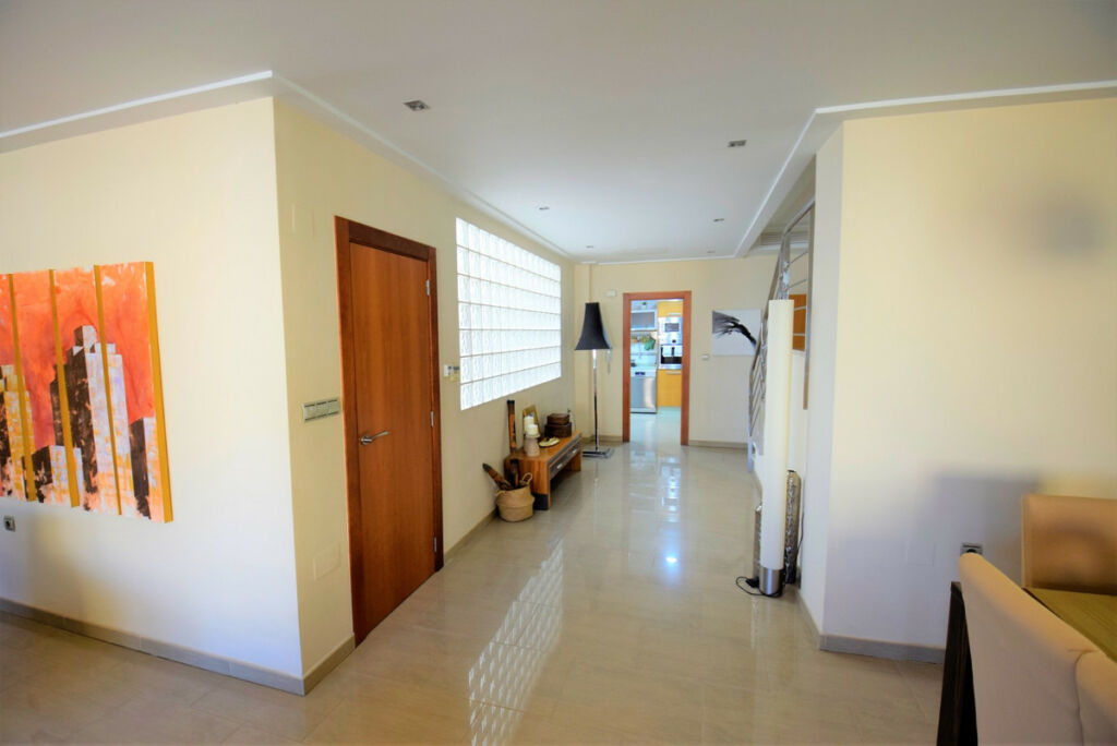 Townhouse Guardamar del Segura Alicante - image 9