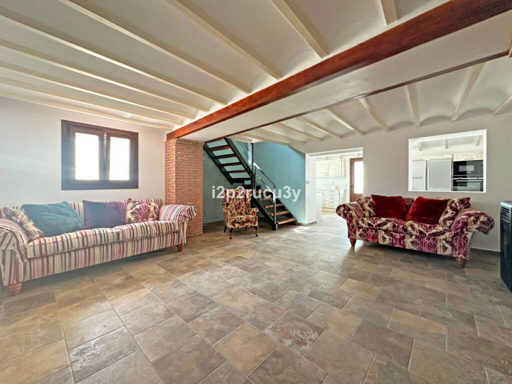 Detached Villa Moraira Alicante - image 9