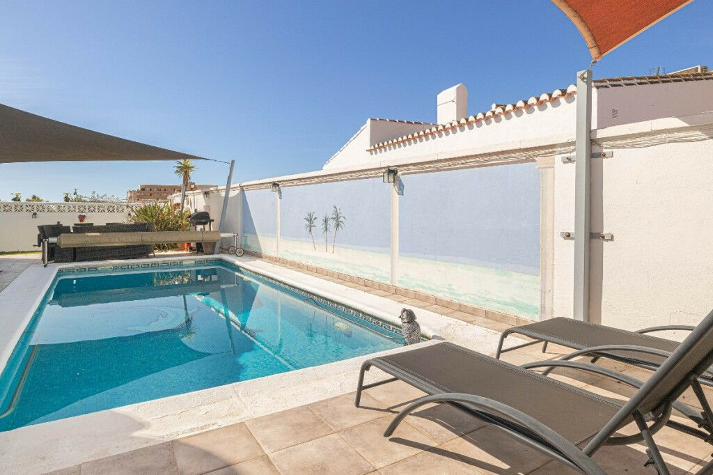 Detached Villa Calypso Málaga - image 9