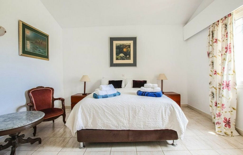 Detached Villa Torremuelle Málaga - image 9