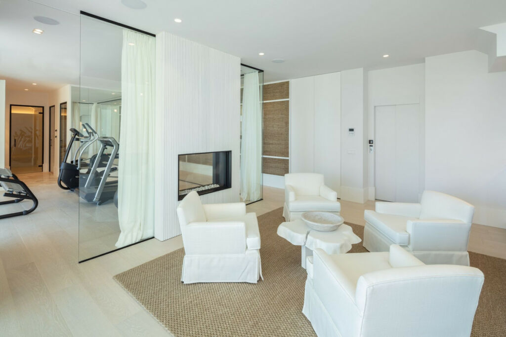 Detached Villa La Quinta Málaga - image 9