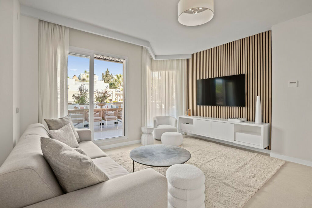 Penthouse Aloha Málaga - image 9