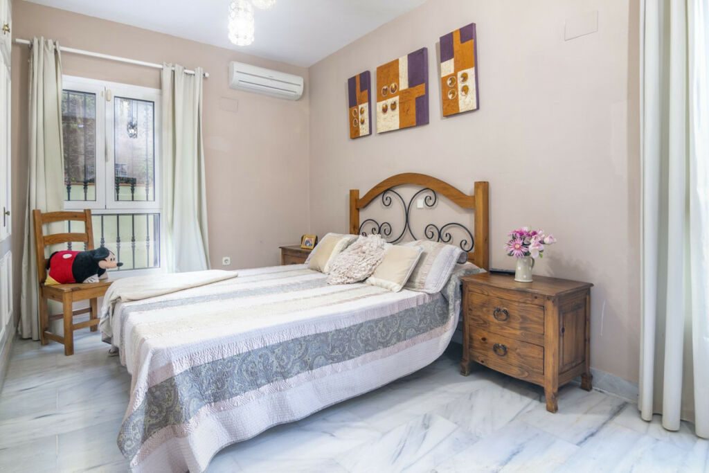 Detached Villa Sotogrande Alto Cádiz - image 9