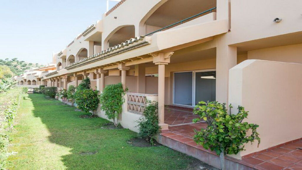 Ground Floor Apartment Marbella Málaga - image 9