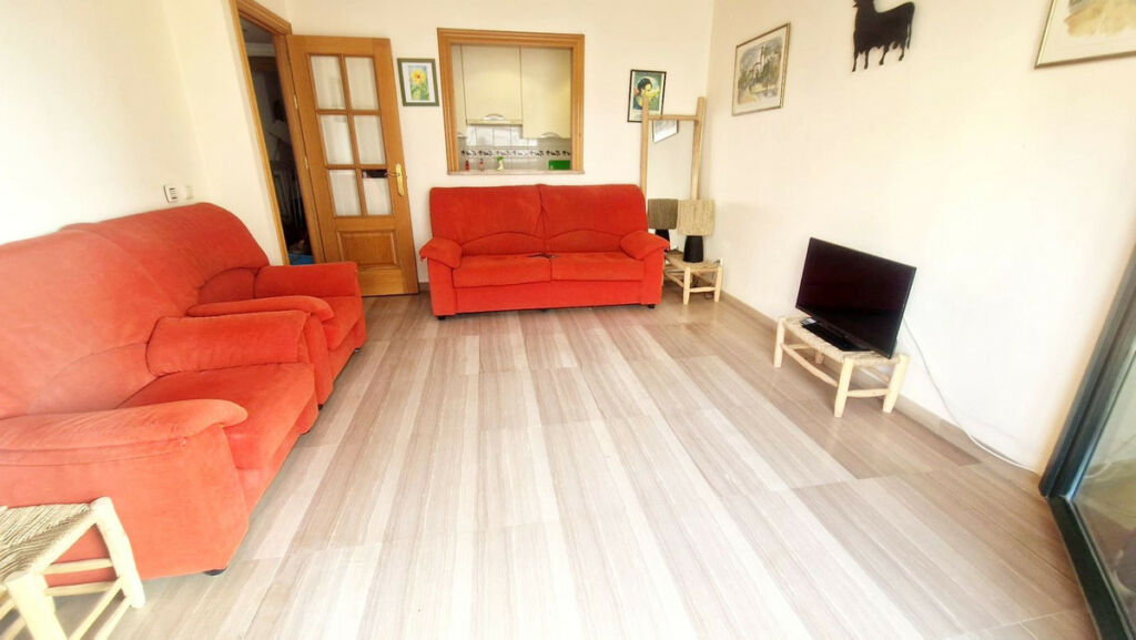 Middle Floor Apartment Fuengirola Málaga - image 9