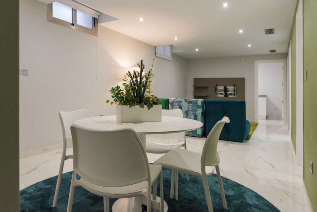 Detached Villa Villamartin Alicante - image 9