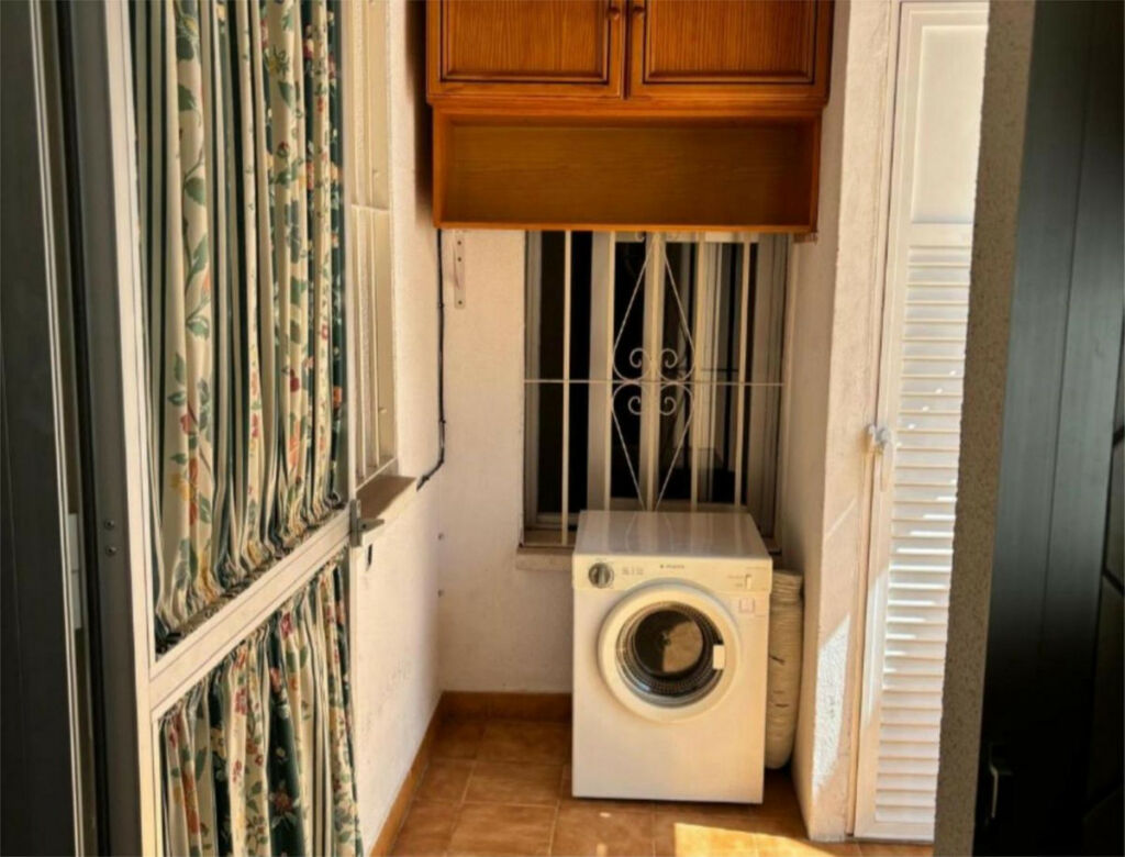 Middle Floor Apartment San Pedro de Alcántara Málaga - image 9