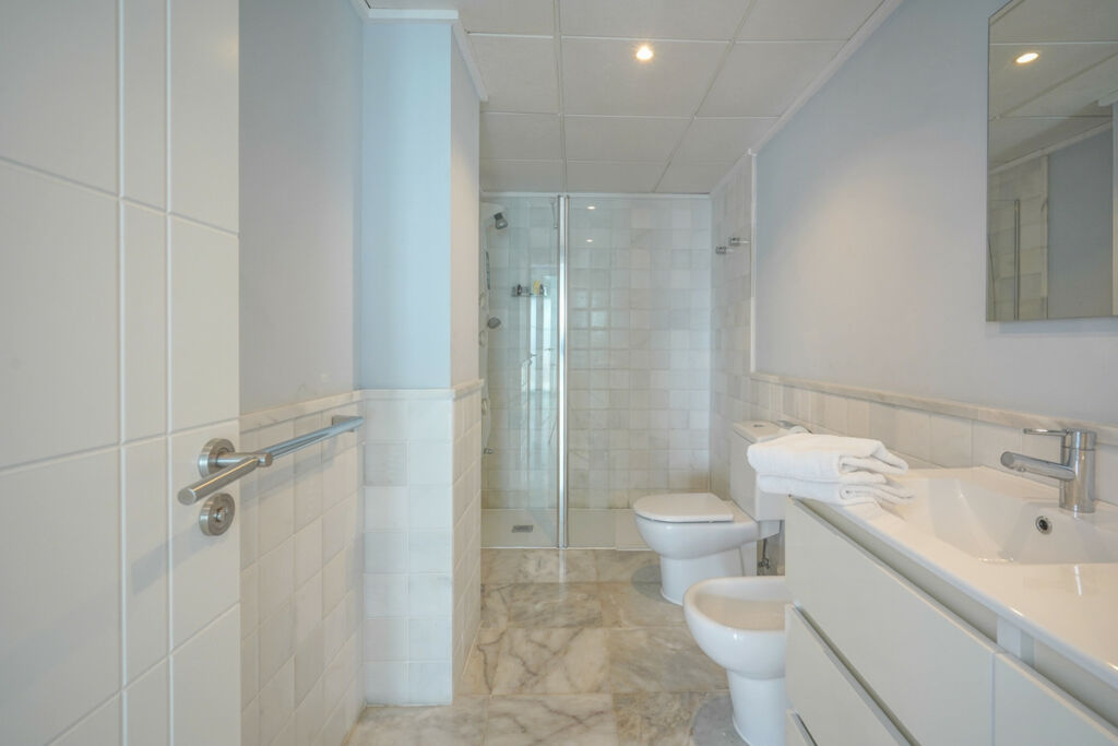 Middle Floor Apartment El Campello Alicante - image 9
