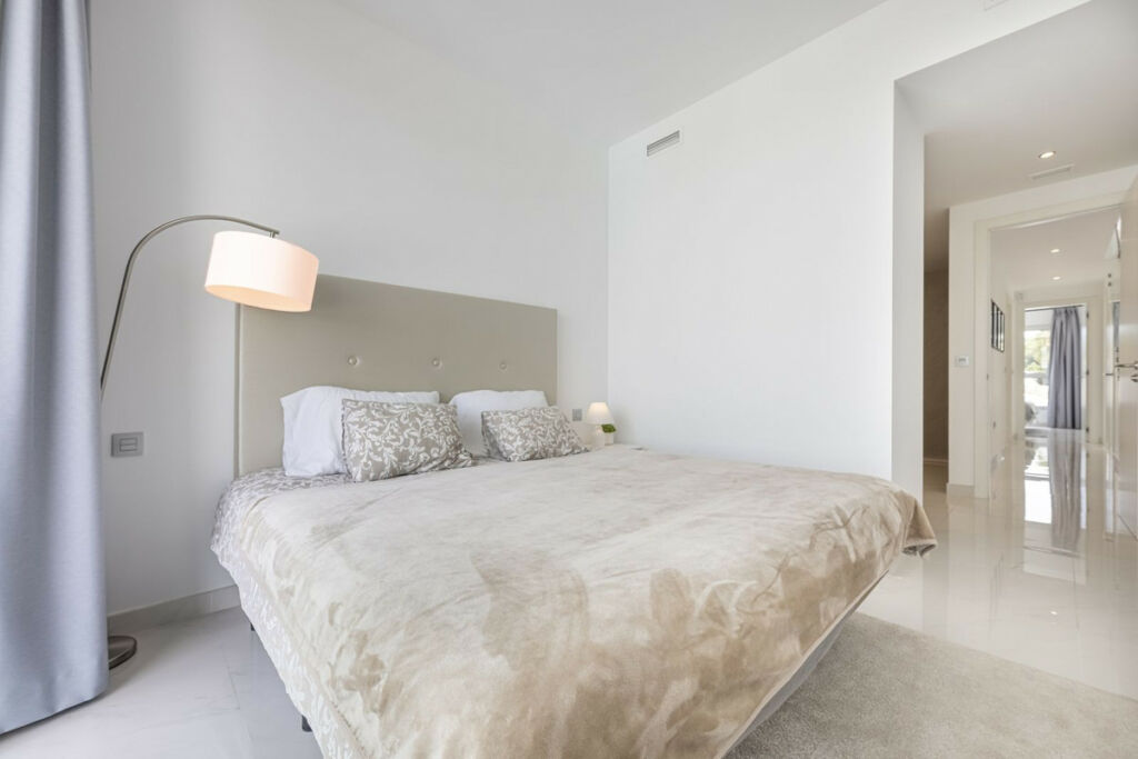 Penthouse Duplex Bel Air Málaga - image 14