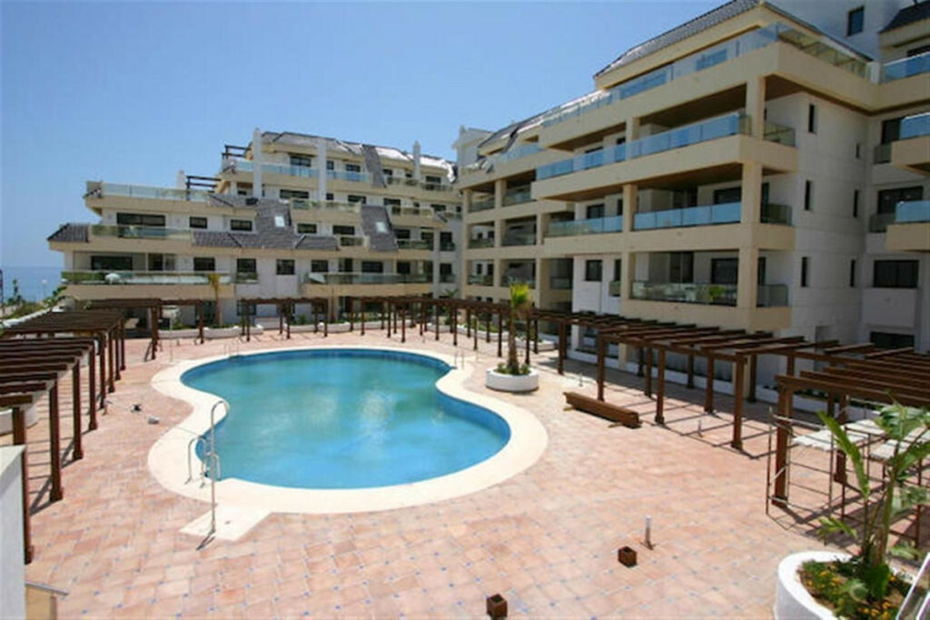 Ground Floor Apartment La Duquesa Málaga